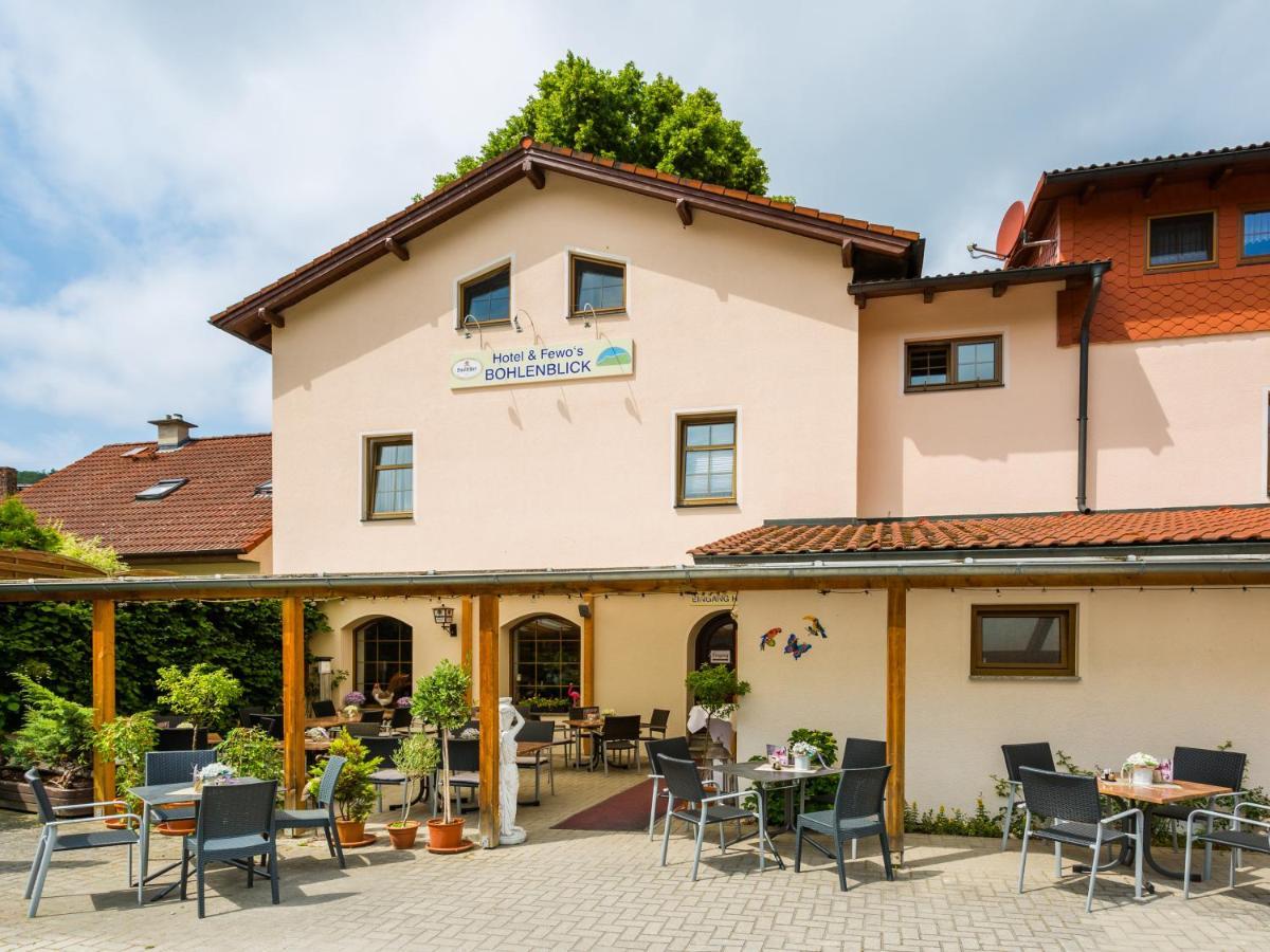 Hotel&Ferienwohnungen Bohlenblick Saalfeld Saale Exterior foto