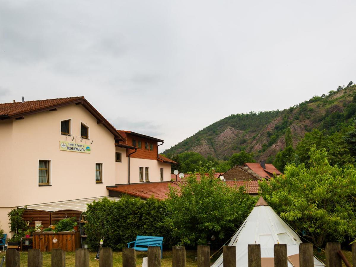 Hotel&Ferienwohnungen Bohlenblick Saalfeld Saale Exterior foto